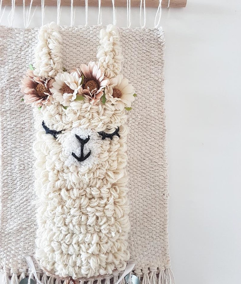 L size llama sleepy eyes wallhanging woven wall decor nursery kidsroom image 5