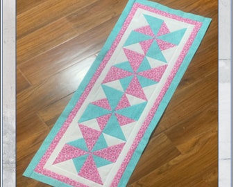 Double Pinwheel Table Runner Pattern PDF by Simpson Designs Studio, Digital Pattern