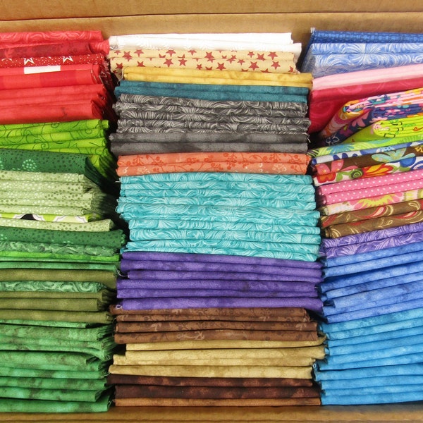 Fat Quarter Bundle, 100% Cotton Fabric, Quilt Fabric