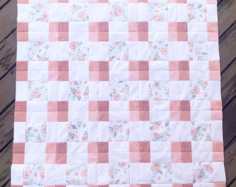 Floral Squares Quilt Pattern PDF by Simpson Designs Studio, Digital Pattern