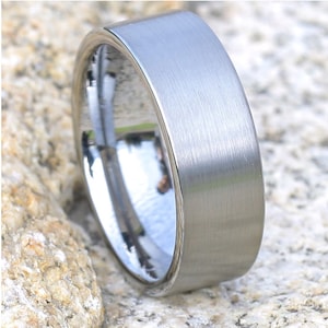 8 mm タングステン結婚指輪 | グレー タングステン リング | 男性と女性 | タングステン カーバイド リング | 記念日リング | ブラッシュ リング