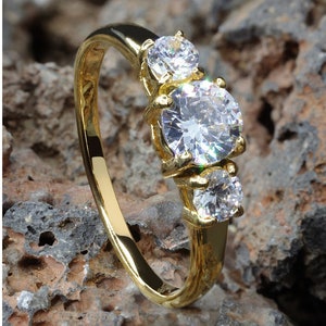 Solitaire Wedding Ring,Solitaire Proposal Ring,White CZ Ring,Anniversary Ring,Engagement Ring,Unique Wedding Ring,Ladies Ring,Proposal Ring
