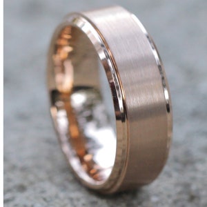 Anel masculino de tungstênio em ouro rosa, aliança de casamento de tungstênio, masculino e feminino, anel de carboneto de tungstênio, aliança de casamento de golfe rosa, ajuste confortável, rosa 18k
