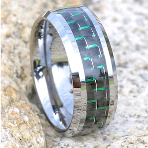 9mm Tungstaen Wedding Band | Green Carbon Fiber Ring | Tungsten Carbide Ring | Anniversary Ring | Men&#39;s Tungsten Ring