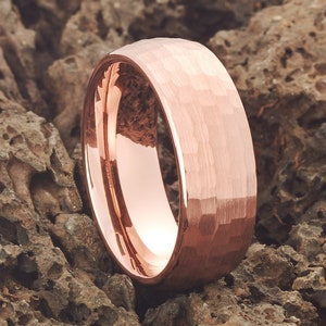 Rose Gold Tungsten Wedding Ring,Men & Women,Hammered Tungsten Ring,Anniversary Ring,Engagement Ring,Tungsten Carbide Ring,Comfort Fit