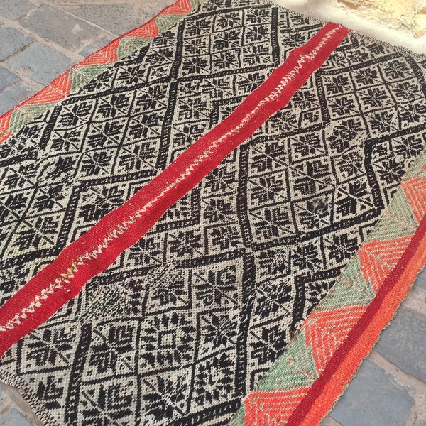 Peruvian Frazada, Hand Woven by my Ancestors, Peruvian Textiles, Peruvian Rug handwoven Vintage