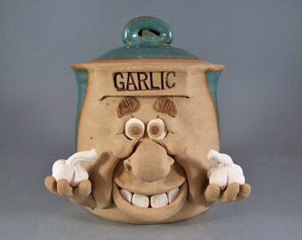 garlic keeper