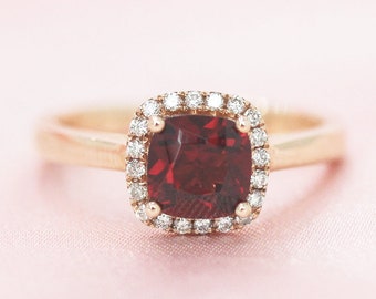 Enero Piedra de Nacimiento 6mm talla cojín natural rojo VS anillo granate sólido 14K oro rosa anillo de boda anillo de anillo de compromiso anillo de cumpleaños regalo de cumpleaños