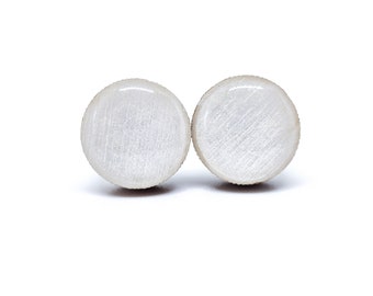 Parelwitte oorknopjes | 10 mm hout- en harsoorbellen | Minimalistisch Eenvoudig Klein | Cadeau voor meisjes Cadeau voor vrouwen | Stalen pennen voor gevoelige oren