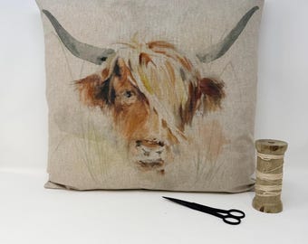 Highland Cow Cushion Cover – Large Cow Print – Beige Pillow – Highland Cow Gift