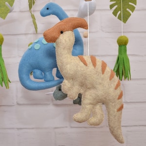 Mobile pour bébé. Mobile bébé dinosaure. Mobile Dino pour berceau. Dinosaure décoratif pour chambre d'enfant. Dinosaure mobile pour berceau. Décoration de chambre de dinosaure. Crèche à décor de dinosaure. image 6