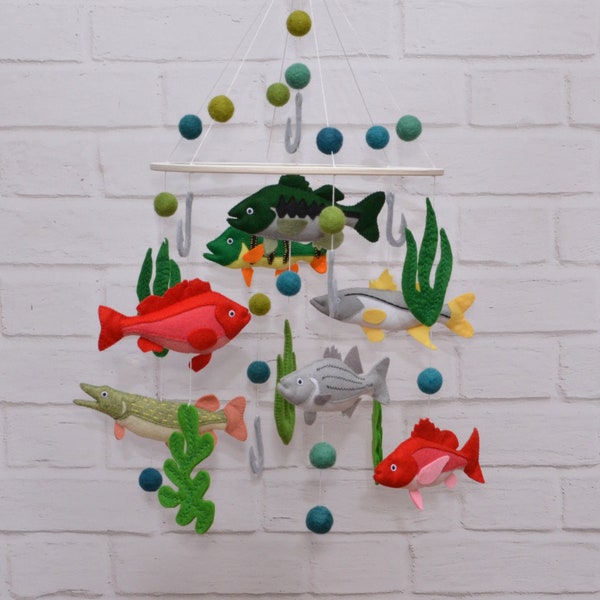 Mobile per cameretta dei bambini con pesci di fiume - Decorazione di peluche con persico trota e luccio dalla bocca grande - Regalo per baby shower Lake Life