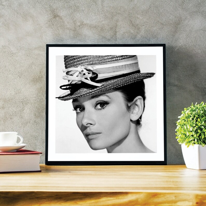 Iconic Art Print 1960s Large Poster FREE SHIPPING Classic Black and White Art Wall Art Audrey Hepburn Print 1950s Art Print