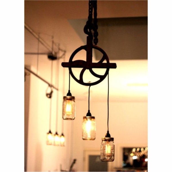 Beautiful Rustic Farmhouse lamp with mason jars and Pulley