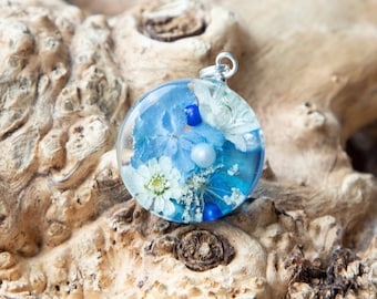 Resin flower jewellery, Terrarium necklace, Summer necklace, Anniversary gift for wife