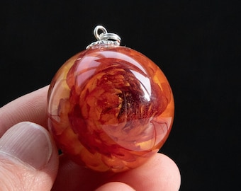 Resin orange strawflower necklace, Immortelle necklace, Fall necklace, Autumn jewelry