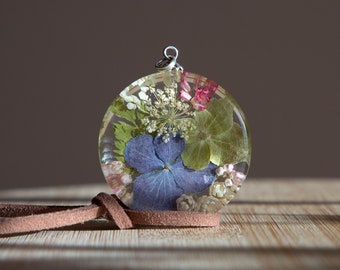 Real blue hydrangea necklace, Resin flower jewelry, Handmade jewelry, Resin necklace