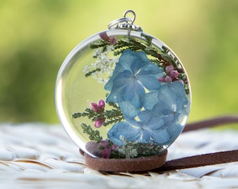 Real blue hydrangea necklace, Resin flower necklace, Bridal shower gift, Something blue, terrarium necklace