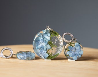Resin set of jewelry with real hydrangea, Dried flower resin jewelry, Mothers day gift from daughter