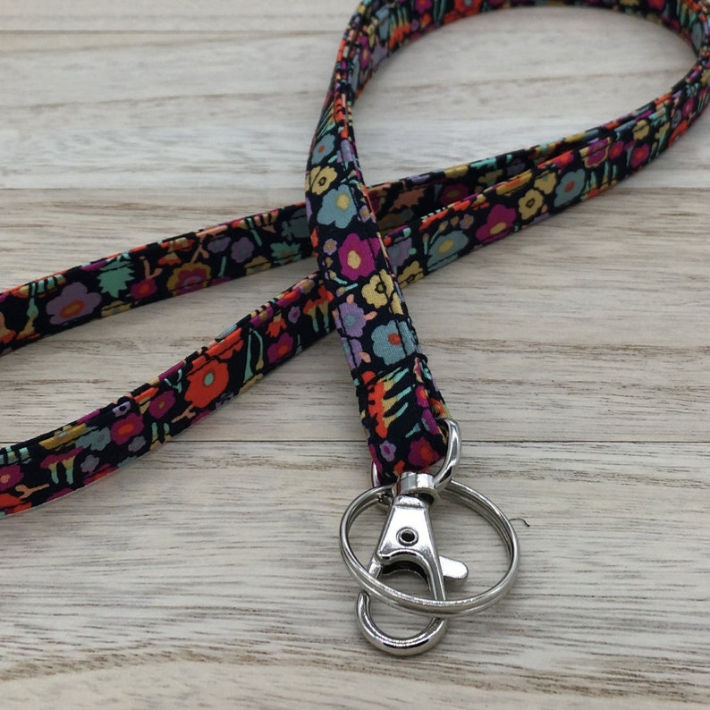 Fall Floral Lanyard Long Keychain Name Tag Lanyard Flowers Badge Holder Fabric ID Holder Teacher Gift Floral Lanyard