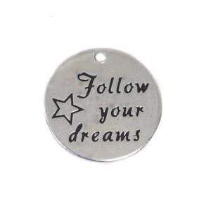 2 Pc&#39;s Stainless Steel Charm - Volg je droom