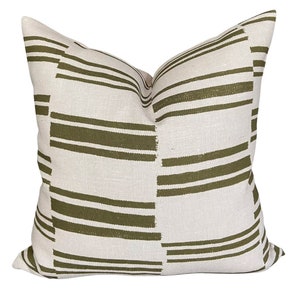 Designer Kilim in Green Pillow Cover // Farmhouse Decor Pillow // Green Decorative Pillow // Accent Pillow // Modern Farmhouse