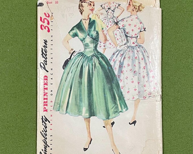 1952 Basque Waist Dress Pattern; UNCUT, Bust 33 Waist 27, Simplicity ...