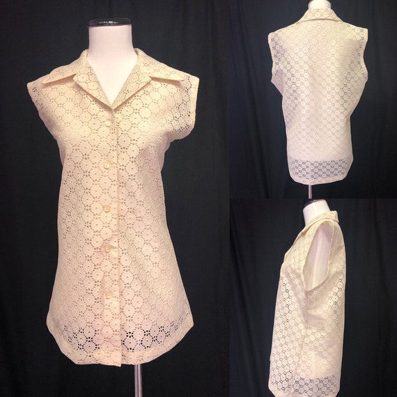 1970s Cotton Lace Looking White Blouse in Size 16