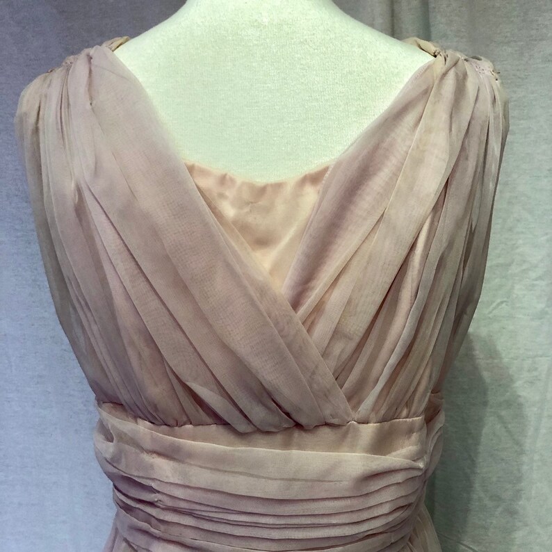 1960s Megara Greek Goddess Dress in Size 8 Medium