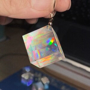 Niji cube earring _ single _ size 2cm x 2cm x 2cm _ weight 10g _ pattern dichroic , prism , dichroic prism image 6