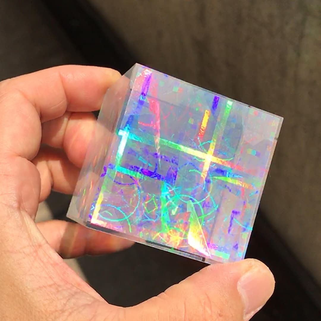Gemini Turquoise PRISM HOLO GILDED新品1個 Aquamarine Trillion Pendant | 14K Gold Rhodium Finish