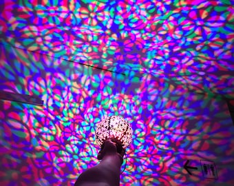 Niji Lantern RGB & CMY _ Portable type used with AAA batteries _ 9 types of patterns