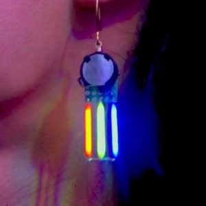 Mini Neon Earring _ single _ RGB stripe pattern RYGBP rainbow pattern RGB red green blue