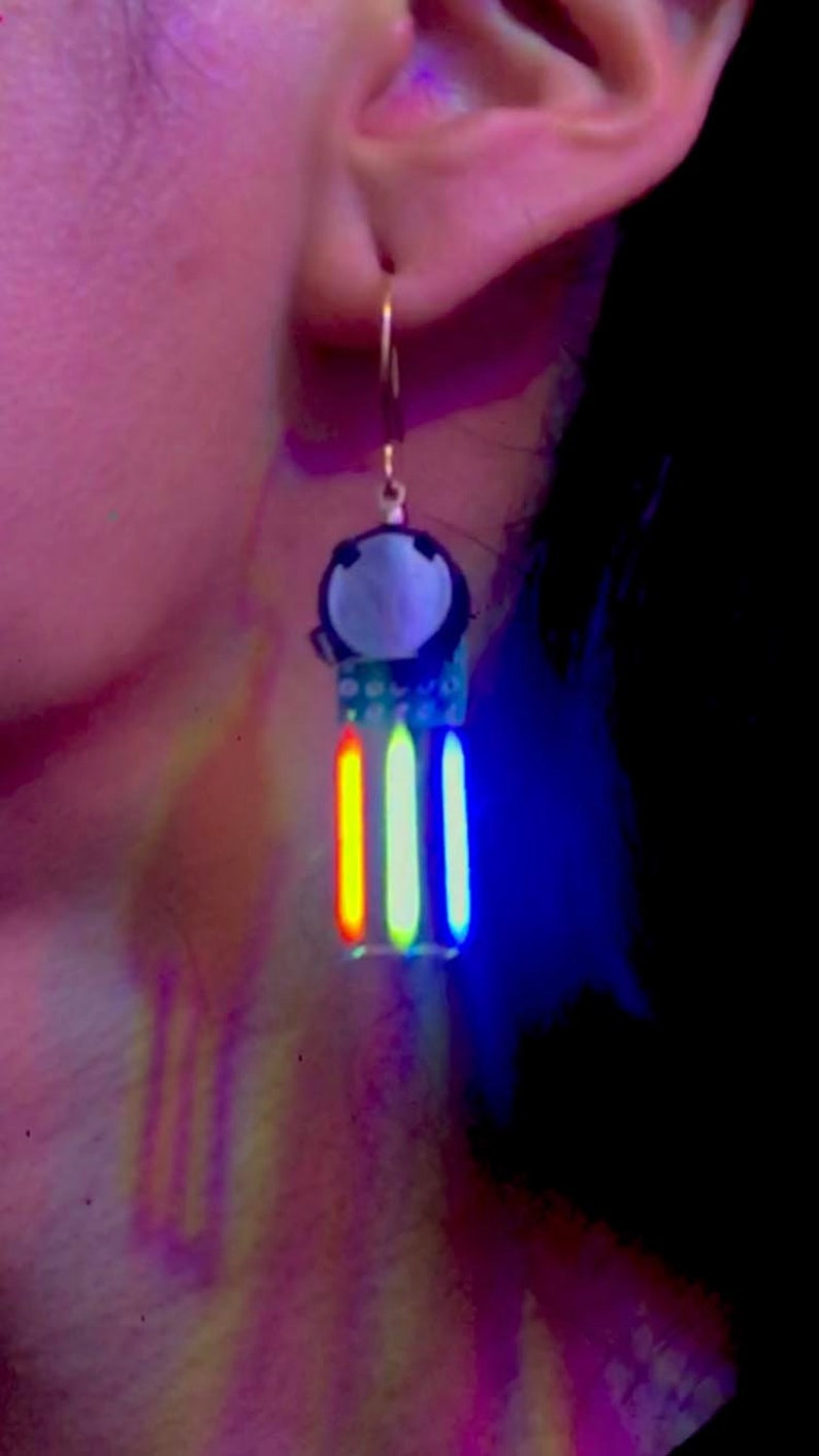 Mini Neon Earring _ single _ RGB stripe pattern RYGBP rainbow pattern RGB red green blue