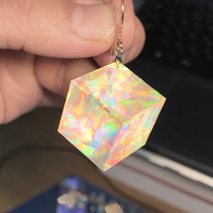 Niji cube earring _ single _ size 2cm x 2cm x 2cm _ weight 10g _ pattern dichroic , prism , dichroic prism image 7