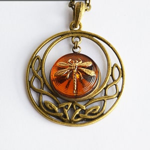 Dragonfly in Amber czech Glass in Bronze Celtic Circle Pendant Necklace ...