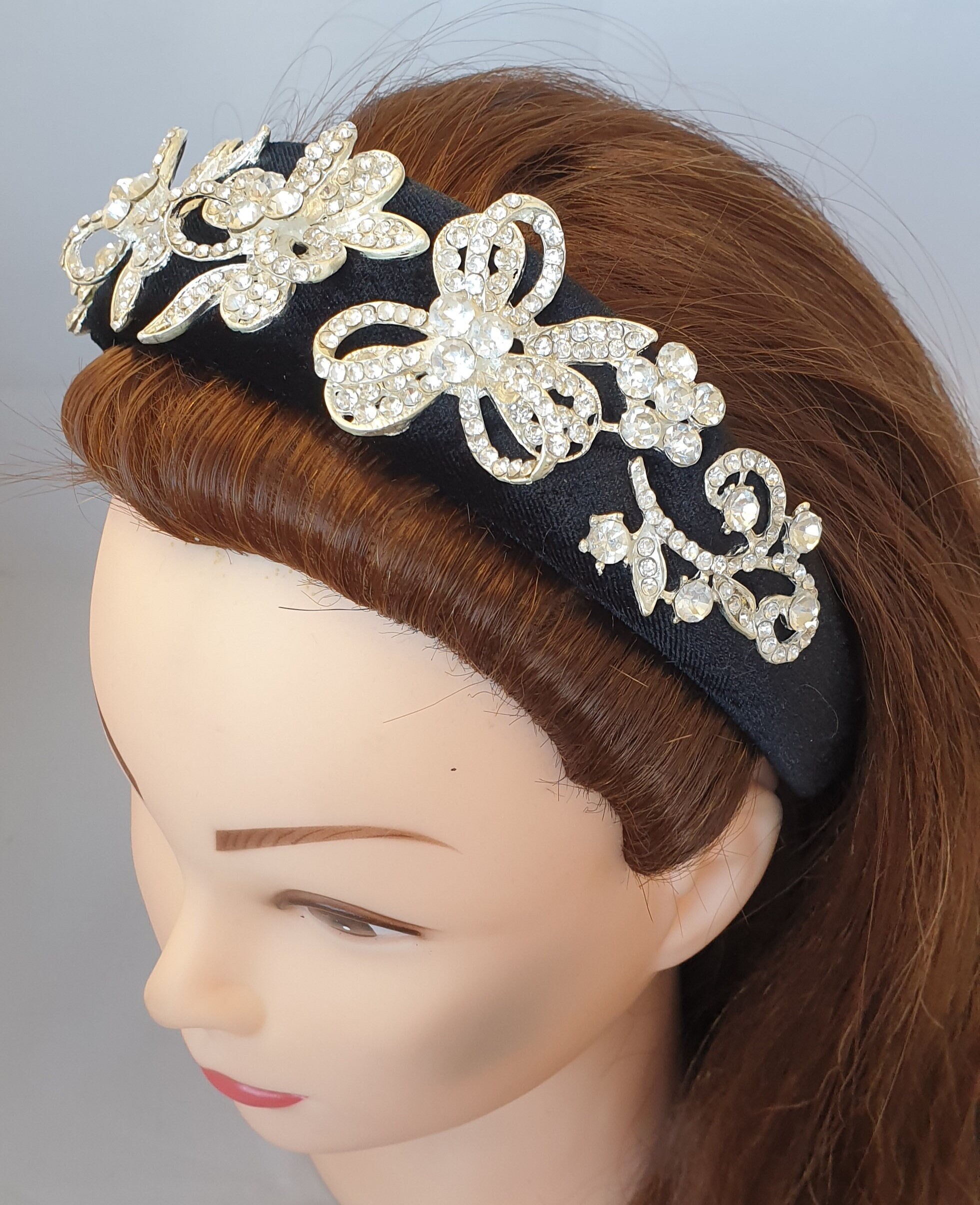 Black Padded Velvet Headband Silver Tone Crystal Rhinestone  display picture 3
