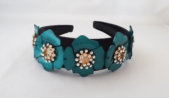 Stylish Black and Green Headband Amazon.com: Lvyeer Green Velvet Padded Headbands for Women  main image 3