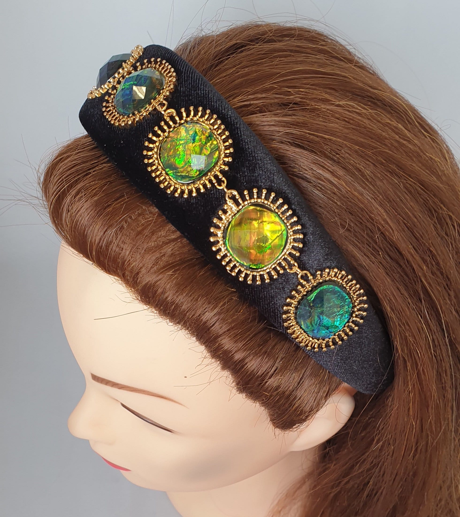 Lele Sadoughi Emerald Green Velvet Padded Headband NWOT Green Velvet Headband Hair Accessories for Women for sale | eBay main image 3