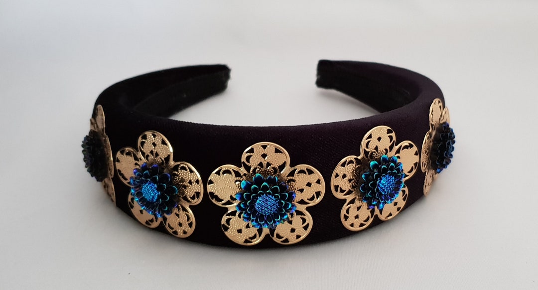 Black Padded Velvet Headband Gold & Blue Iridescent Flower  display picture 1