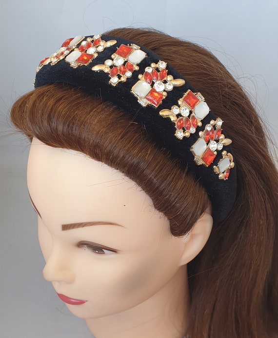 Black Padded Velvet Headband Red Shourouk Gemstone  display picture 2