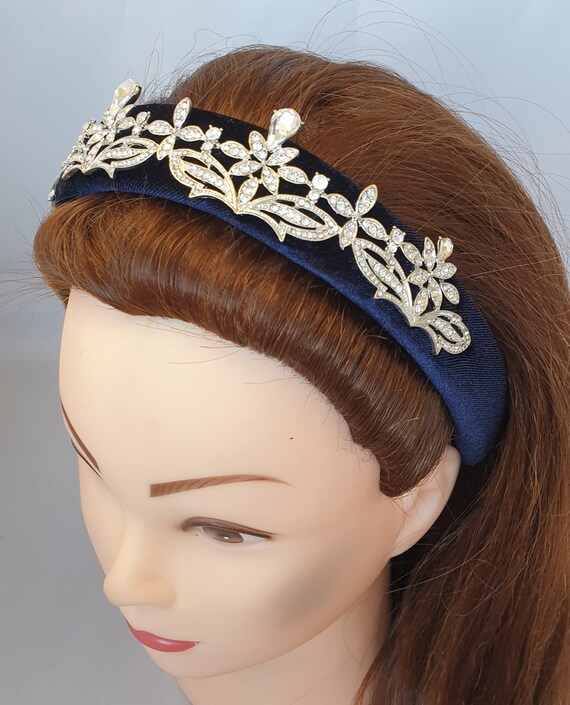Navy Padded Velvet Headband Silver Tone Crystal Diamante  display picture 1
