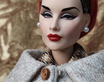 Evelyn Weaverton East 59th Street High Fashion Doll Traveling In Style
