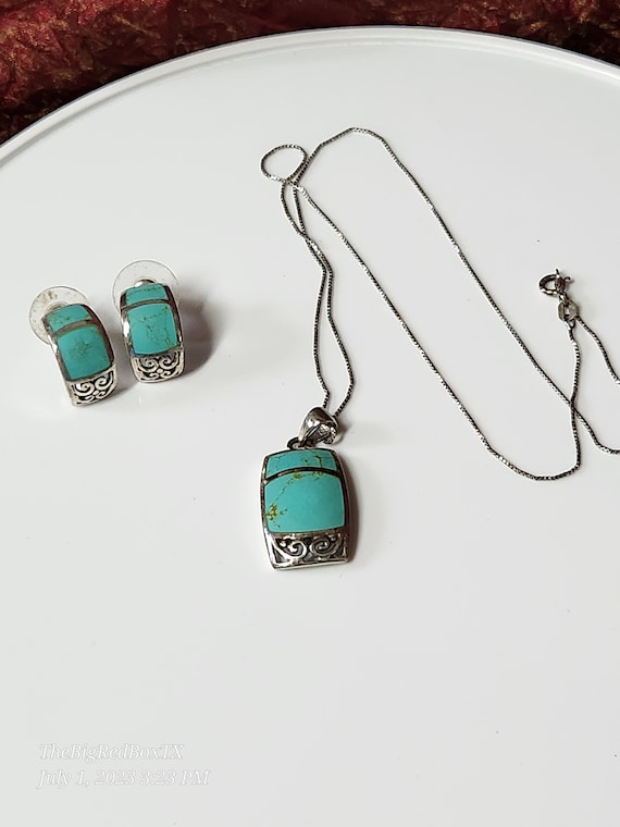 Santa Fe Turquoise Necklace and Earrings Set