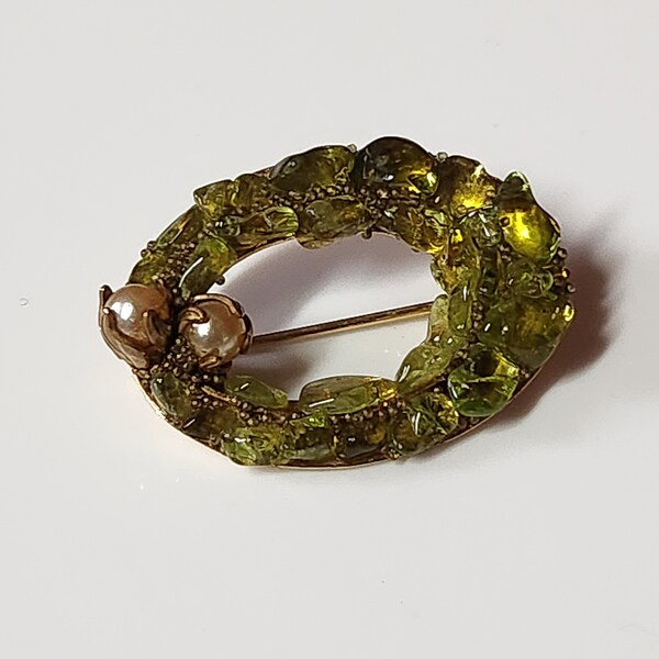 MCM Olivine Culured Pearls and Gold Brooch , Hawaii