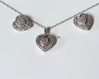 MACY'S Fine Jewelry Diamond Heart Necklace and Earrings Set, Like New