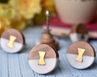 Natural Wooden Cabinet Knobs - Brass Drawer Pulls - Wooden Pulls - Stone Cabinet Knobs - Round Dresser Knobs - Drawer Pulls and Knobs