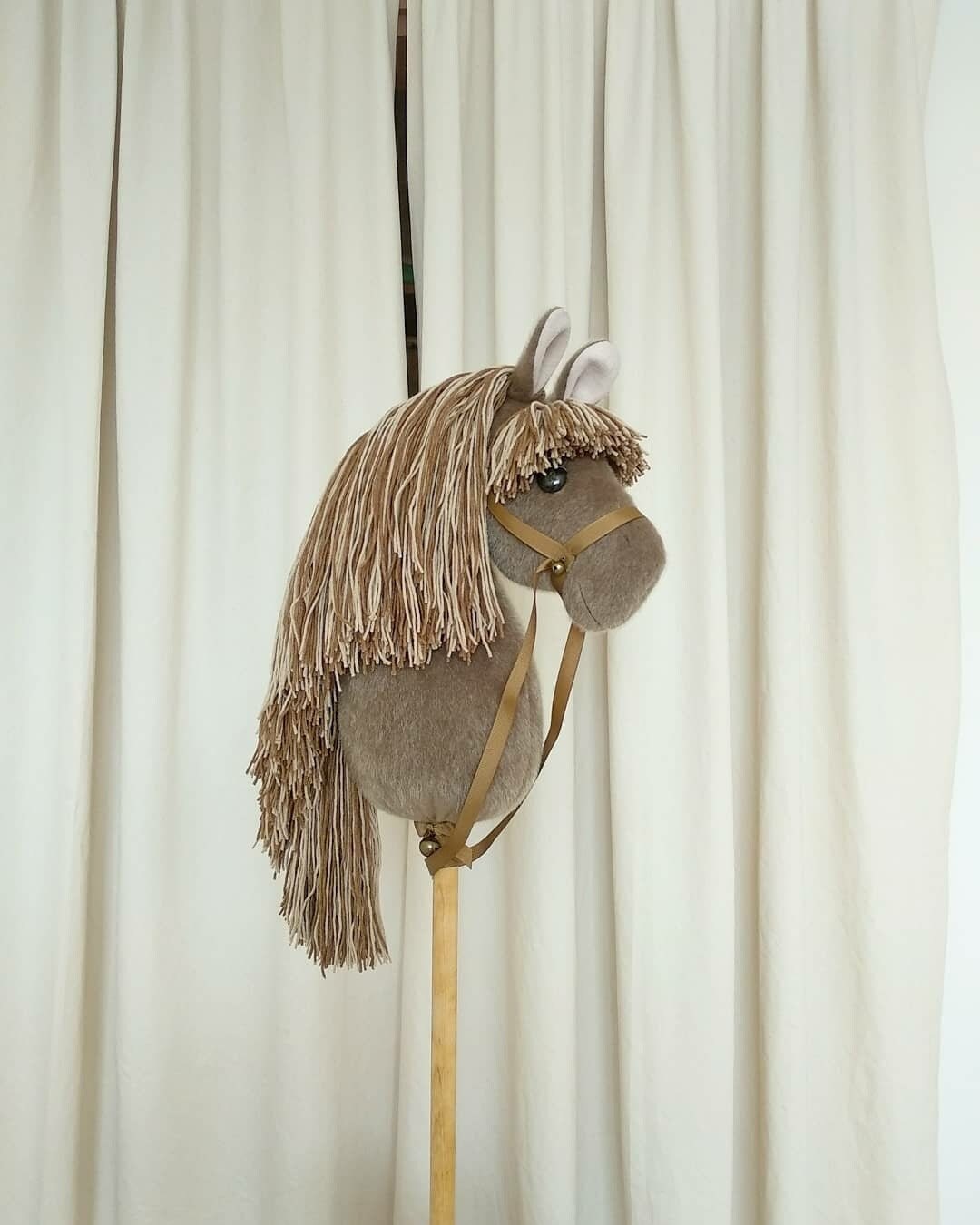 Hobby Horse Head on Stick for Children Ride and Pretend Montessori Game