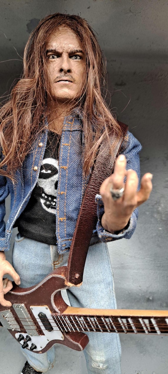 メタリカ クリフ・バートン 12インチフィギュア。1/6スケールの