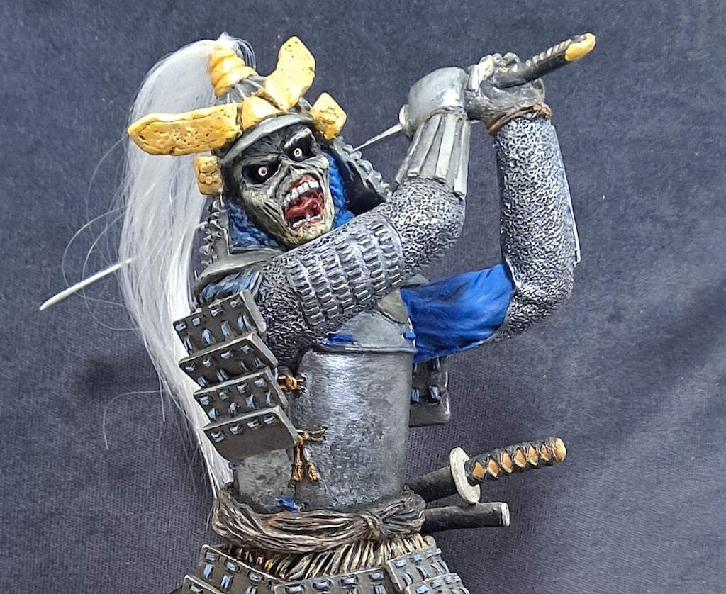 Maglietta Unisex Iron Maiden Rock Off | Samurai Graphic | Ufficiale Cotone | Medium